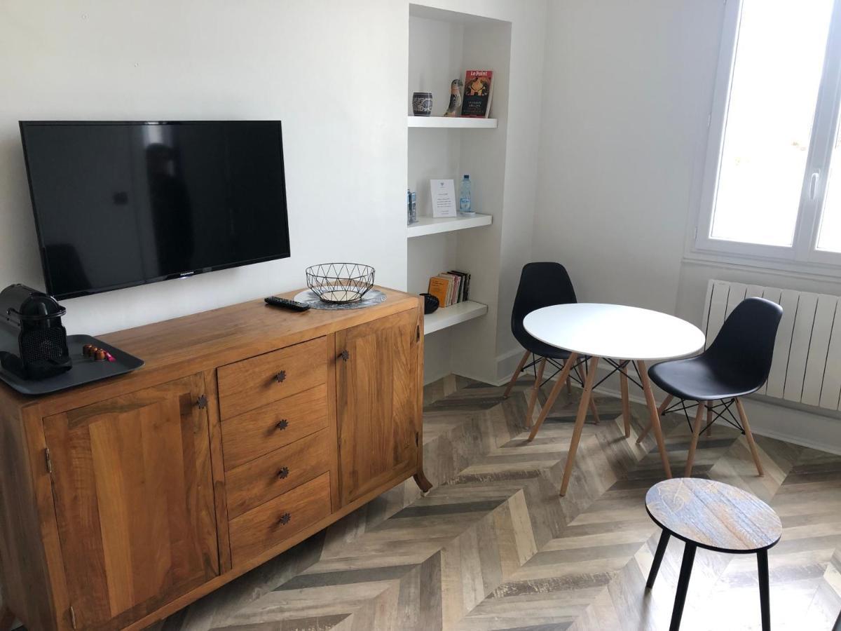 Superbe Appartement Independant En Centre Ville Vichy Exterior foto